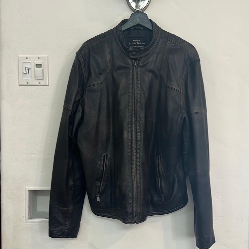 Lucky Brand - dark brown rugged Leather Jacket - Large Slim